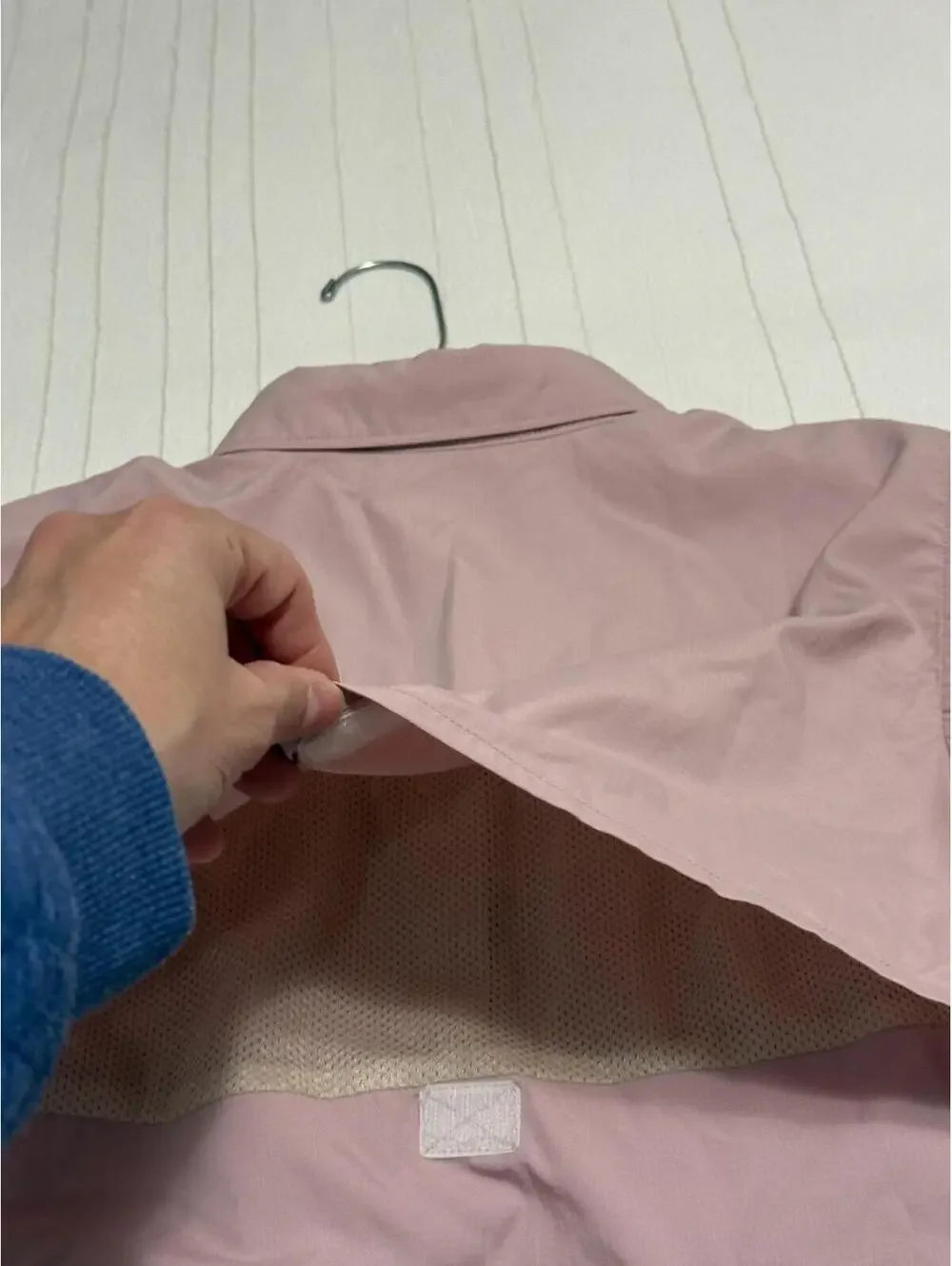 Eddie Bauer Blush Pink Sleeveless Button-Down Performance Shirt Women's Small - Picture 6 of 6
